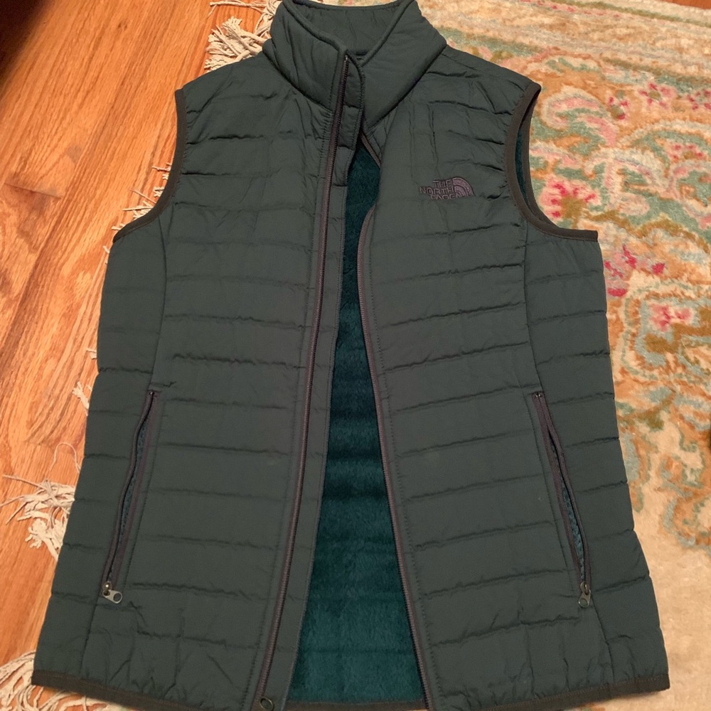 North face vest